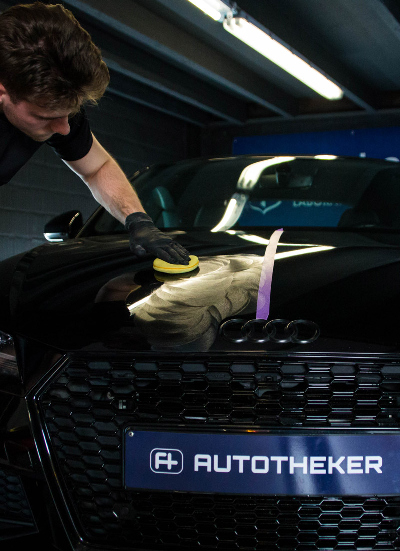 Logo en website ontwerp voor Autotheker